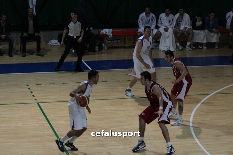 120304 sport 442_tn.jpg